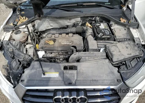 2016 Audi Q3 Premium Plus из США, поврежденный, VIN WA1EFCFS7GR008207